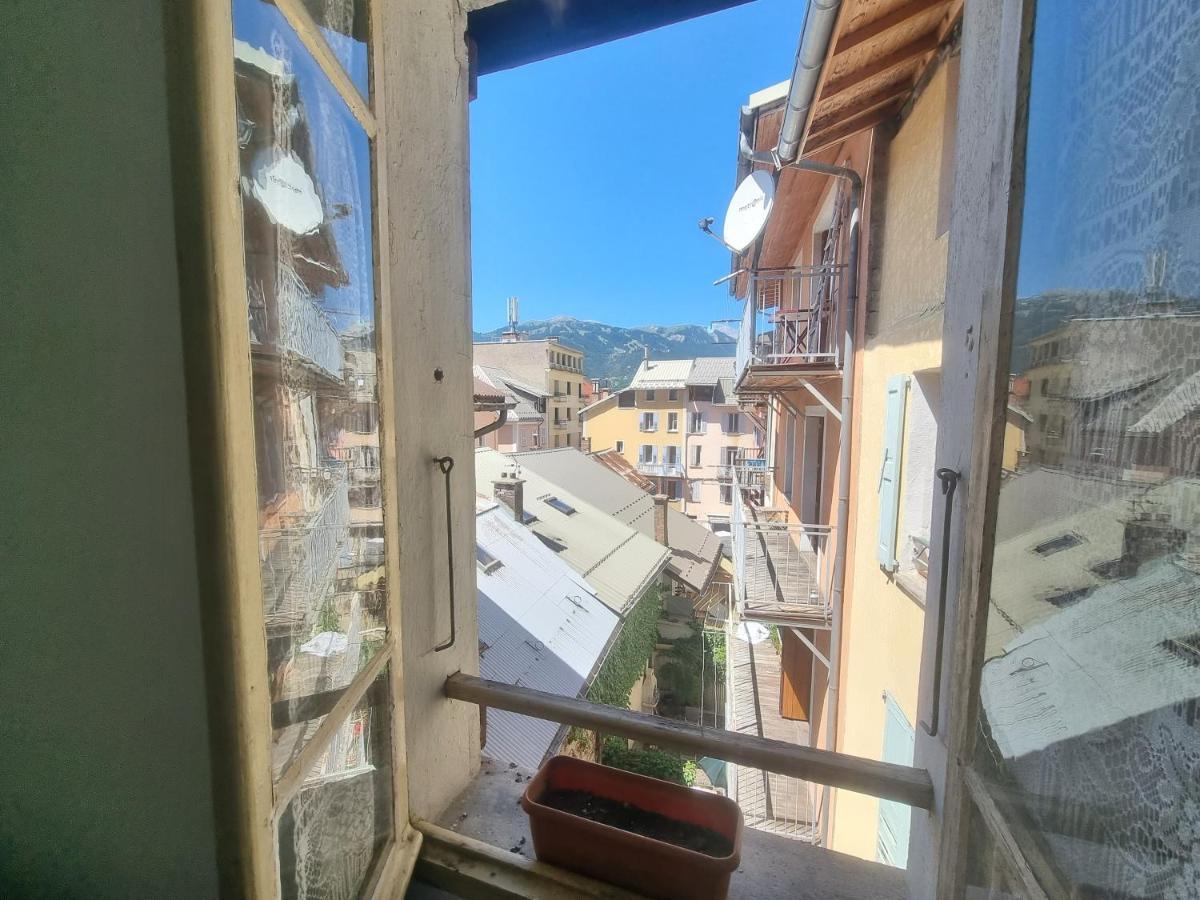 Studio 1 Lit Double Et Un Canape Apartamento Barcelonnette Exterior foto